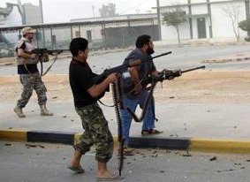 Militieleden uit Misurata vallen Tripoli aan